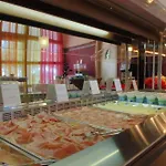 Апартаменты Charming In The Center Of